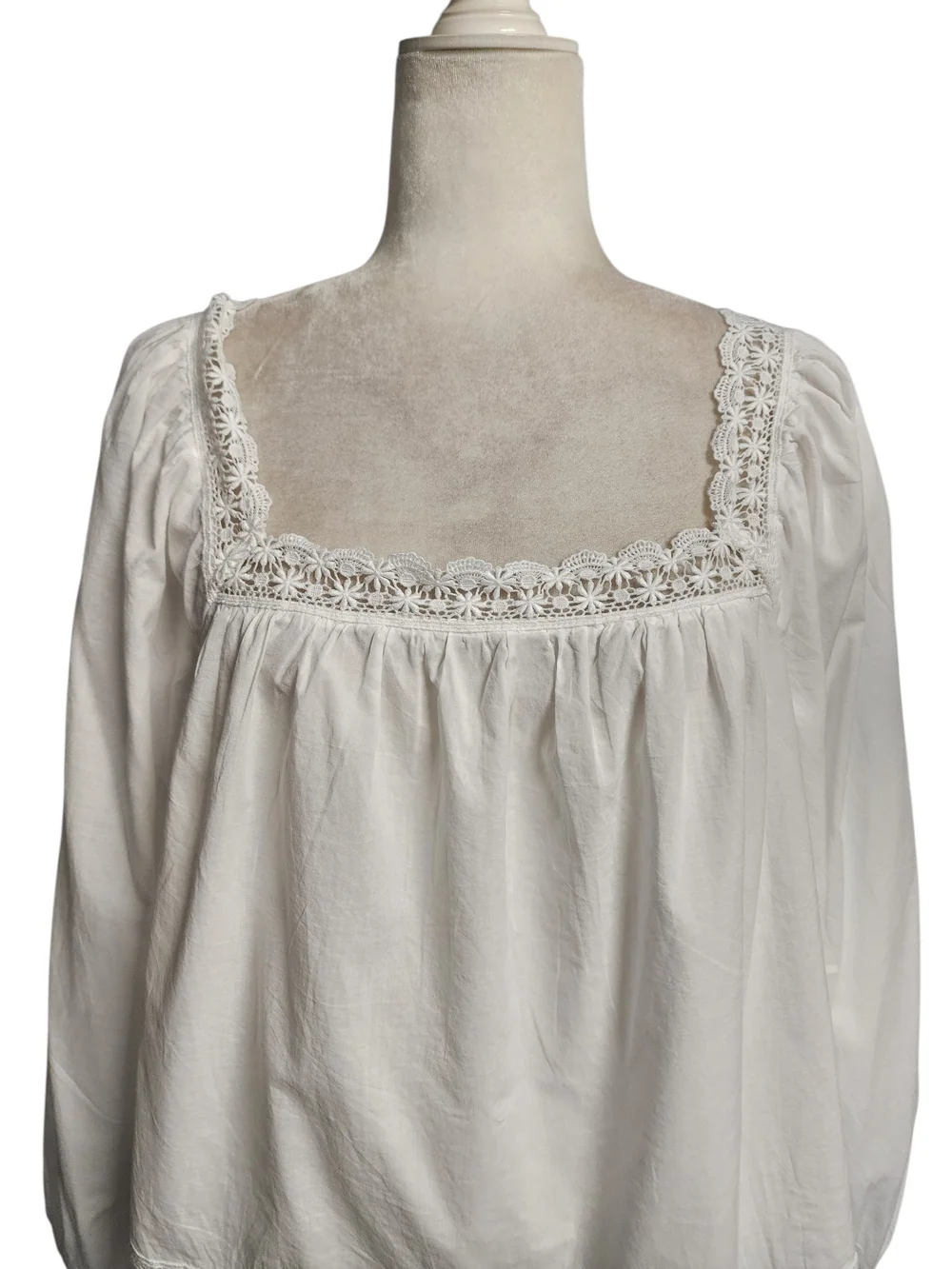 Old Navy White Lace-Trim Square Neck Blouse Size Medium